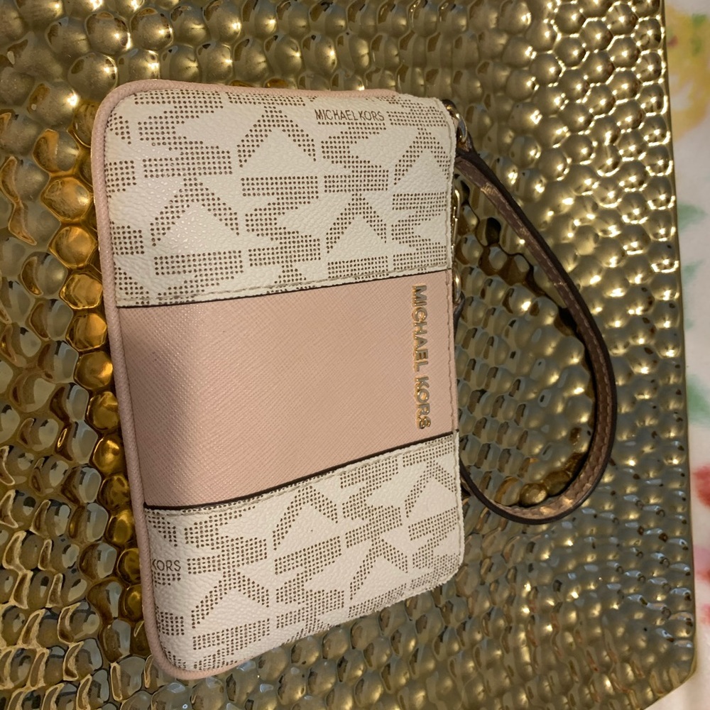MK Wristlet